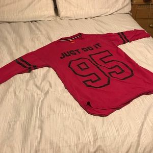 Nike Fuchsia pink top